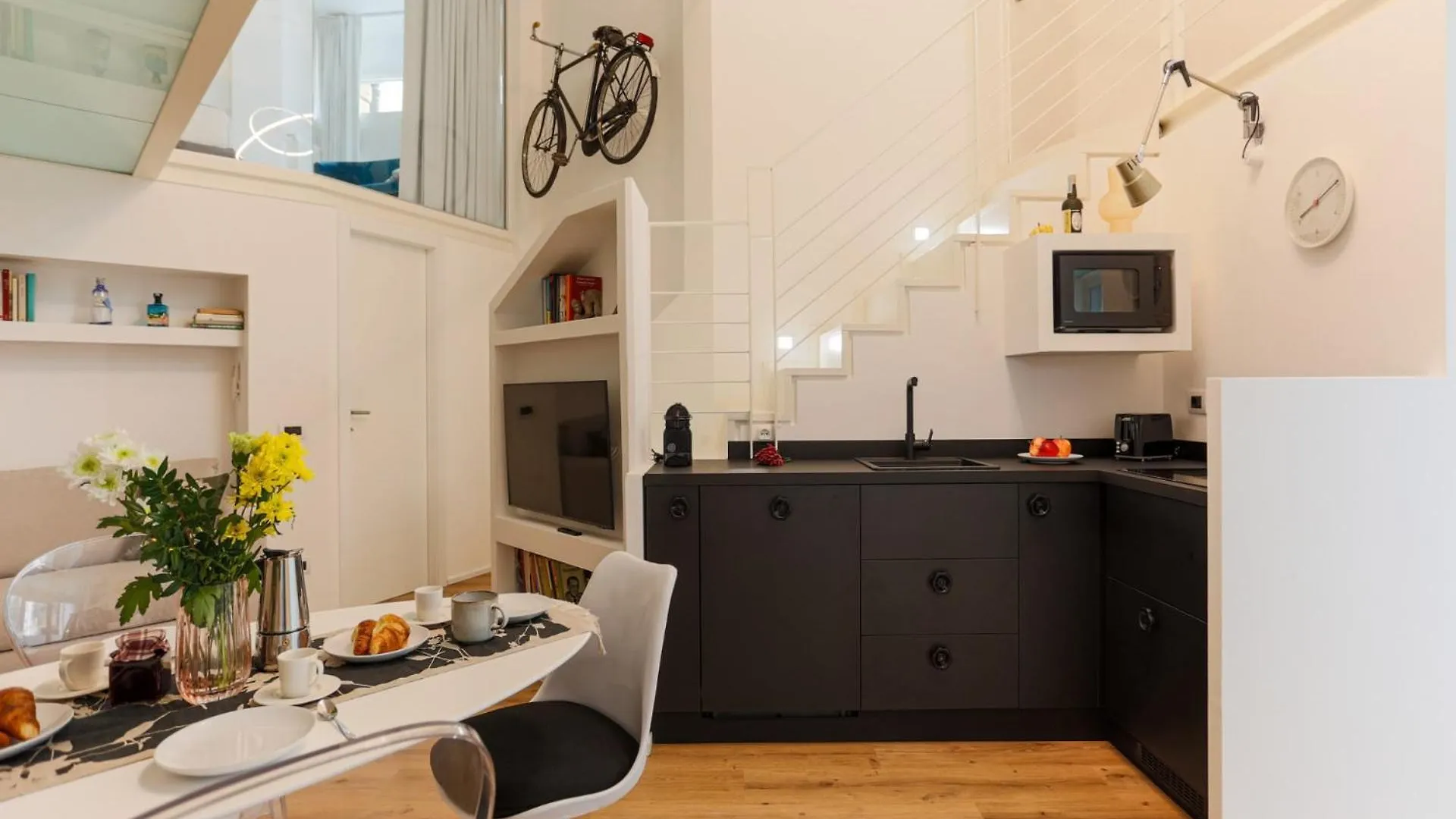 The Best Rent - Elegant Loft In Cinque Giornate Area Mediolan Włochy